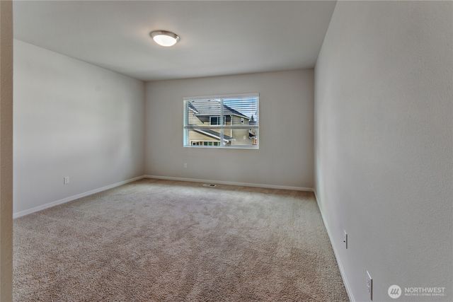 18221 37th Avenue Ct E, Tacoma, WA 98446