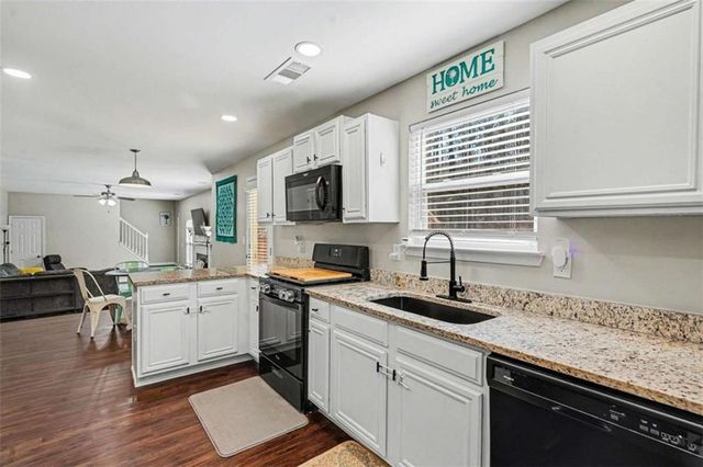 412 Preakness Lane, Mcdonough, GA 30252