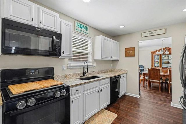 412 Preakness Lane, Mcdonough, GA 30252