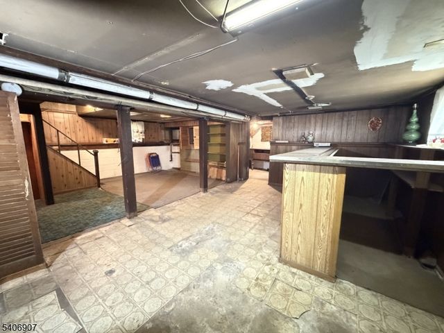 63 Sunnyside Ter, East Orange City, NJ 07018