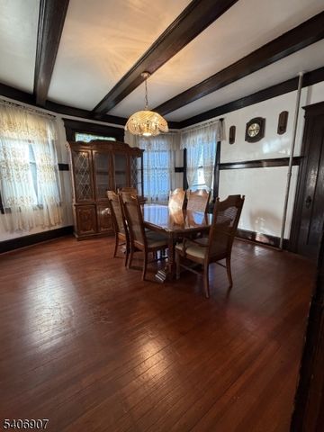 63 Sunnyside Ter, East Orange City, NJ 07018