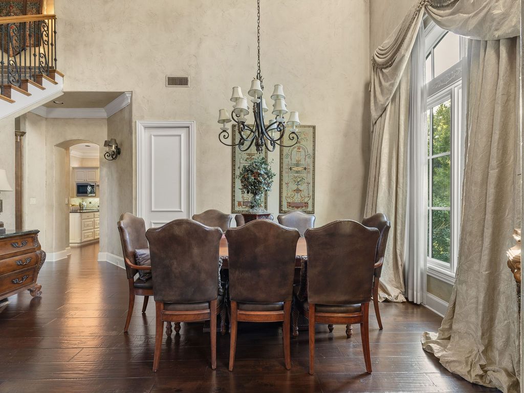 2125 Bradford Park, Fort Worth, TX 76107 — photo 4