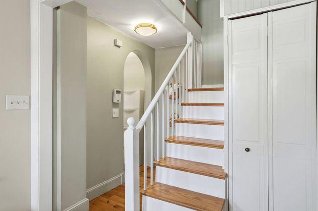 4 Short Street Pl 4, Boston, MA 02129
