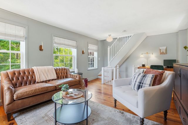 4 Short Street Pl 4, Boston, MA 02129