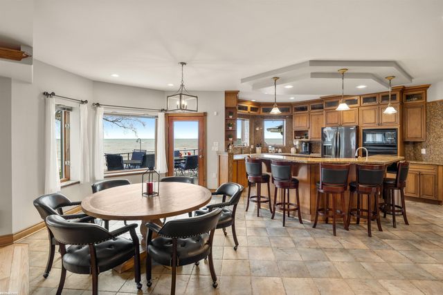 3864 Lakeshore Road, Deckerville, MI 48427