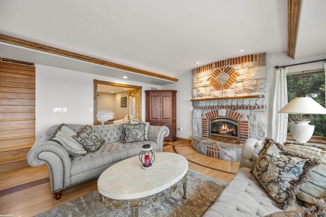 3864 Lakeshore Road, Deckerville, MI 48427