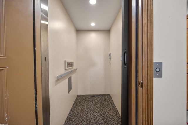 3864 Lakeshore Road, Deckerville, MI 48427