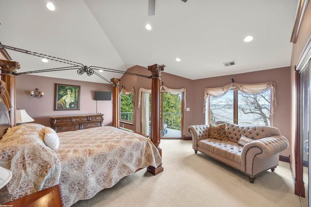 3864 Lakeshore Road, Deckerville, MI 48427