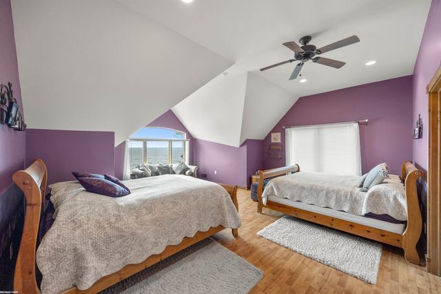 3864 Lakeshore Road, Deckerville, MI 48427