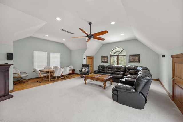 3864 Lakeshore Road, Deckerville, MI 48427