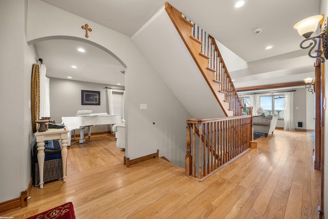 3864 Lakeshore Road, Deckerville, MI 48427