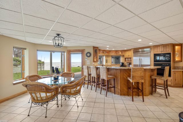 3864 Lakeshore Road, Deckerville, MI 48427