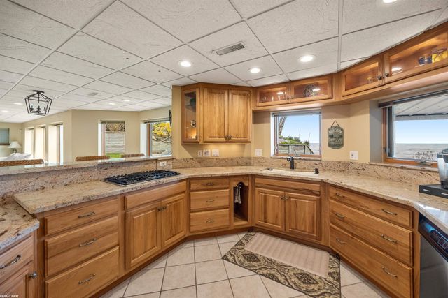 3864 Lakeshore Road, Deckerville, MI 48427