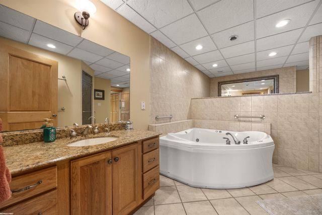 3864 Lakeshore Road, Deckerville, MI 48427