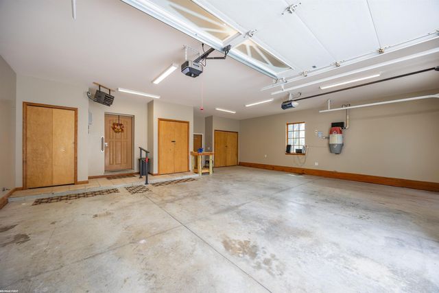 3864 Lakeshore Road, Deckerville, MI 48427