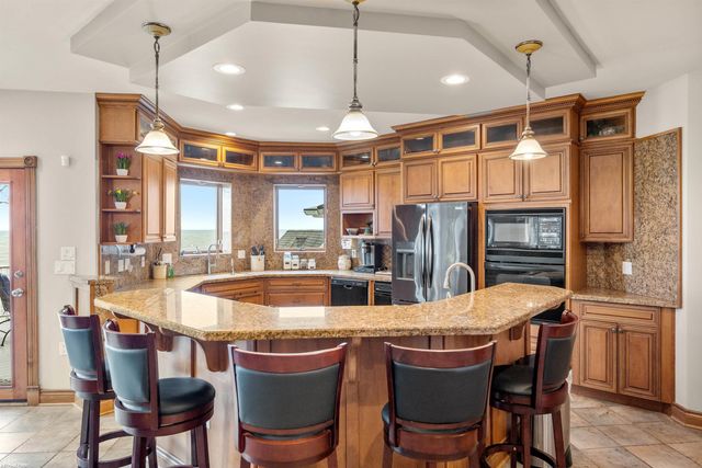 3864 Lakeshore Road, Deckerville, MI 48427