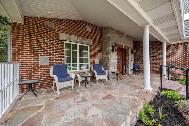 3864 Lakeshore Road, Deckerville, MI 48427