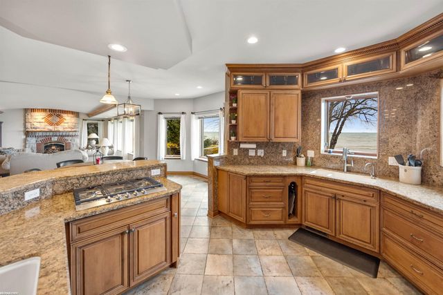 3864 Lakeshore Road, Deckerville, MI 48427