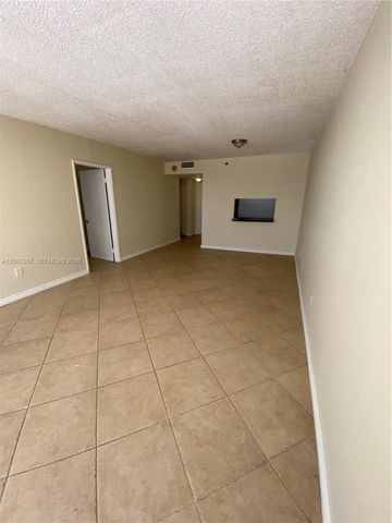 1470 NE 123rd Street A1406, North Miami, FL 33161