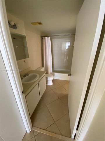 1470 NE 123rd Street A1406, North Miami, FL 33161