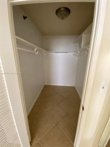 1470 NE 123rd Street A1406, North Miami, FL 33161