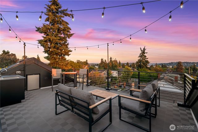 7336 27th Avenue NW, Seattle, WA 98117