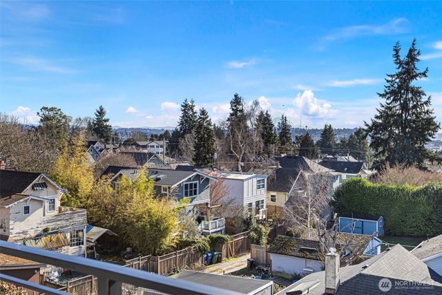 7336 27th Avenue NW, Seattle, WA 98117