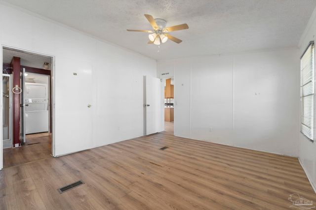 6290 Footprint Dr, Pensacola, FL 32526