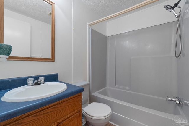 6290 Footprint Dr, Pensacola, FL 32526