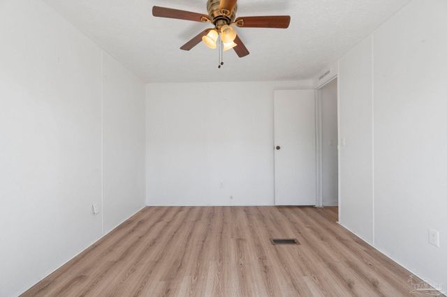 6290 Footprint Dr, Pensacola, FL 32526