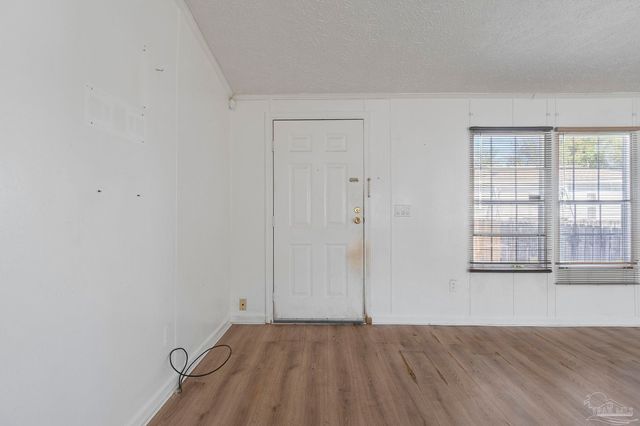 6290 Footprint Dr, Pensacola, FL 32526