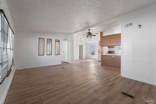 6290 Footprint Dr, Pensacola, FL 32526