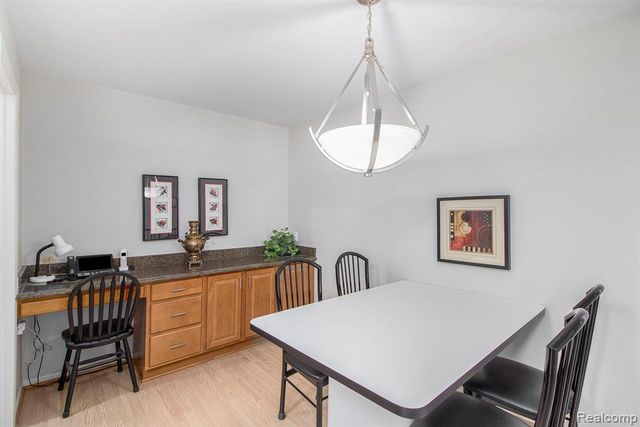 31935 W 14 Mile Road 234, Farmington Hills, MI 48334