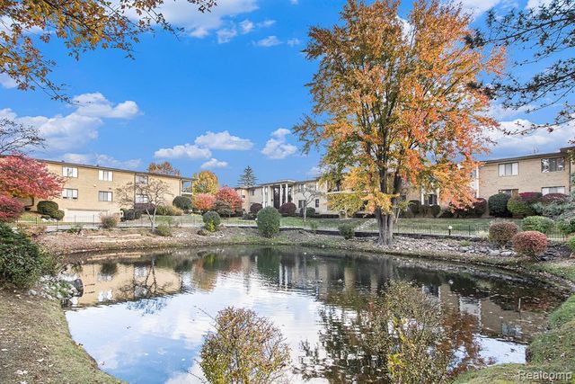 31935 W 14 Mile Road 234, Farmington Hills, MI 48334