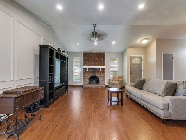 1714 Baylor Drive, Richardson, TX 75081