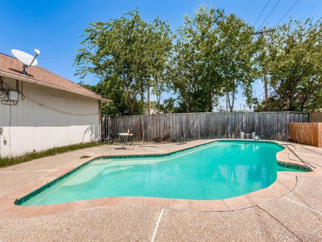 1714 Baylor Drive, Richardson, TX 75081