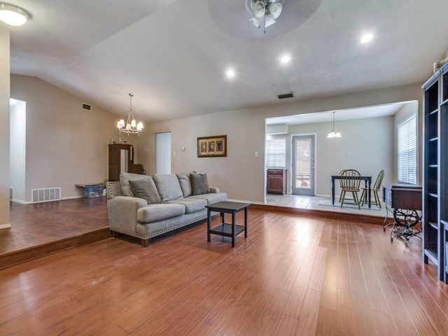 1714 Baylor Drive, Richardson, TX 75081