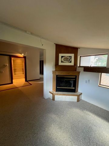 8005 Old Channel Trail, Montague City, MI 49437