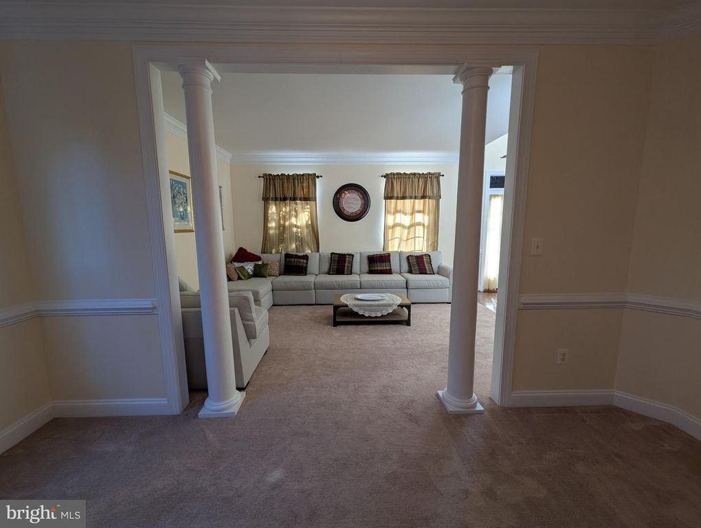 Image 17 of property listing at 13003 ALPENHORN WAY, Silver Spring, MD 20904
