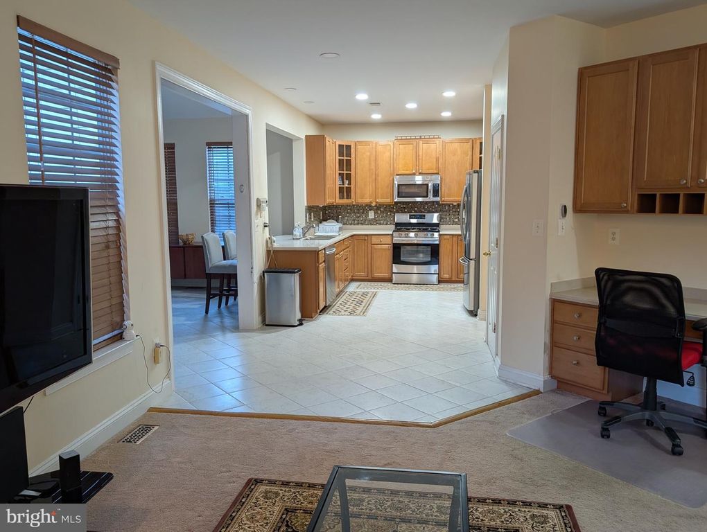 Image 26 of property listing at 13003 ALPENHORN WAY, Silver Spring, MD 20904