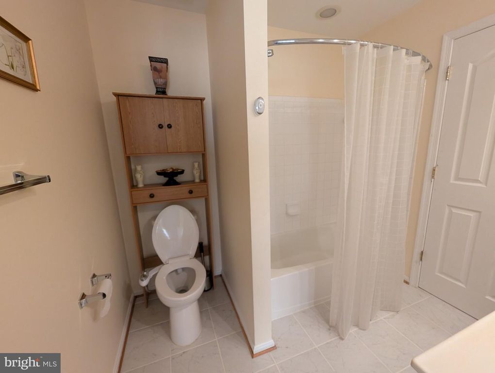 Image 60 of property listing at 13003 ALPENHORN WAY, Silver Spring, MD 20904