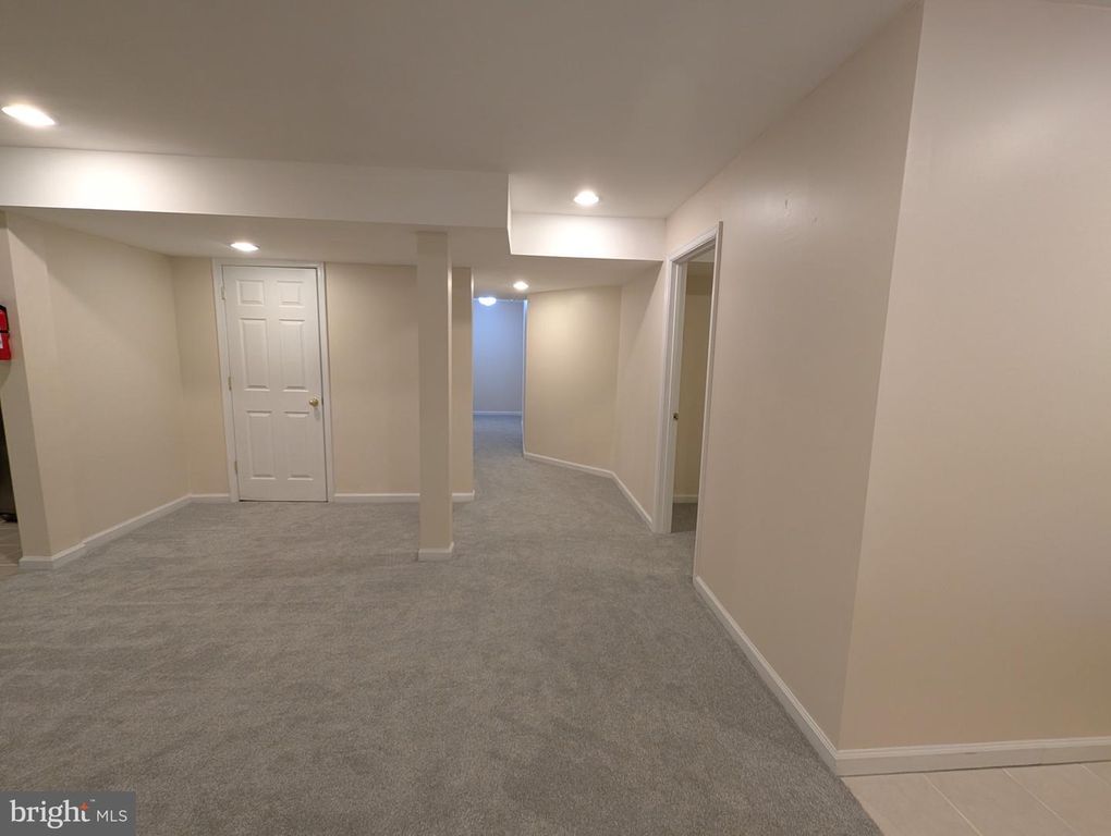 Image 66 of property listing at 13003 ALPENHORN WAY, Silver Spring, MD 20904