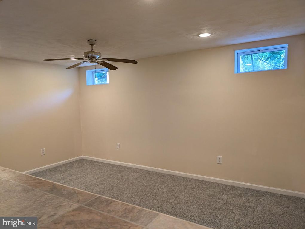 Image 69 of property listing at 13003 ALPENHORN WAY, Silver Spring, MD 20904