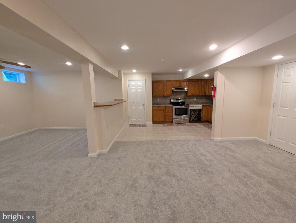 Image 75 of property listing at 13003 ALPENHORN WAY, Silver Spring, MD 20904