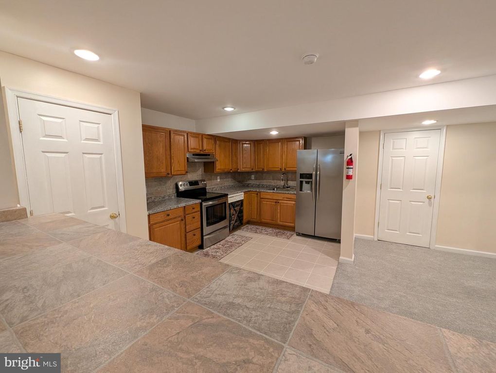 Image 78 of property listing at 13003 ALPENHORN WAY, Silver Spring, MD 20904