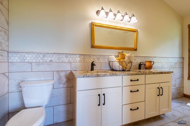 2140 LOOKOUT VISTA RD, Spearfish, SD 57783