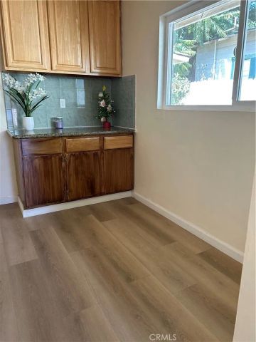 4057 Baywood, Los Angeles, CA 90039