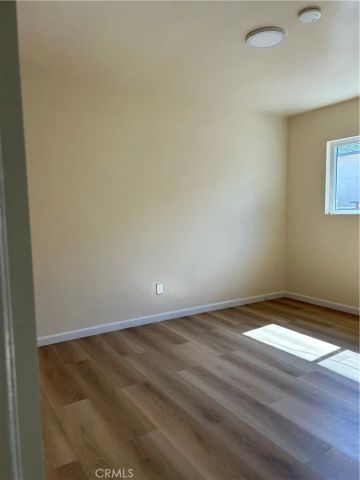 4057 Baywood, Los Angeles, CA 90039