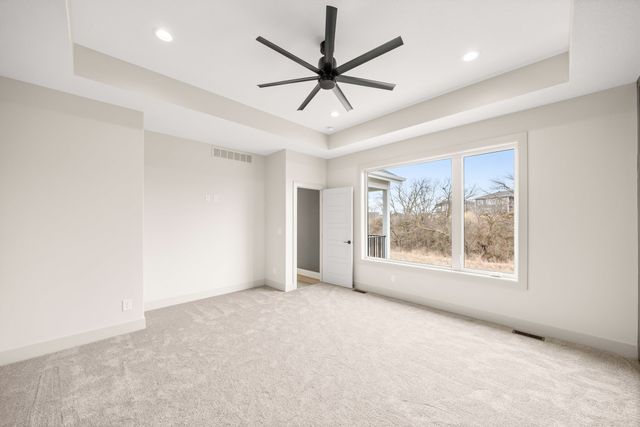 9746 Watermeadow Circle, Johnston, IA 50131