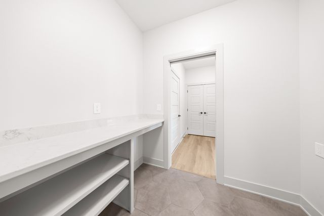 9746 Watermeadow Circle, Johnston, IA 50131